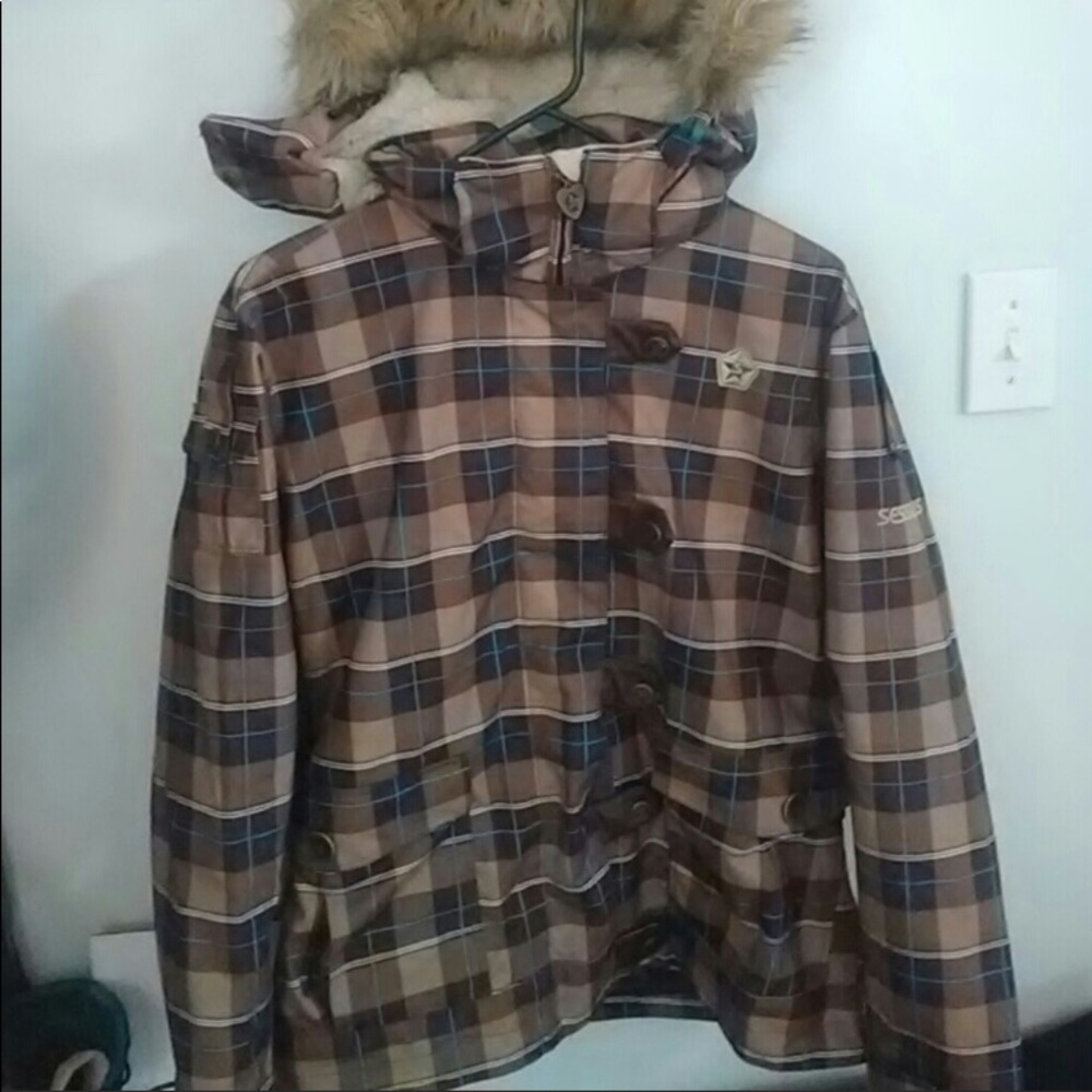 Snowboard jacket! - Picture 2 of 3